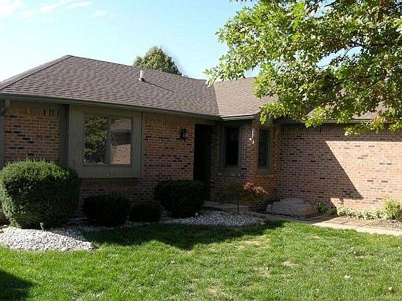 3rd image of 3321 Wild Ivy Cir