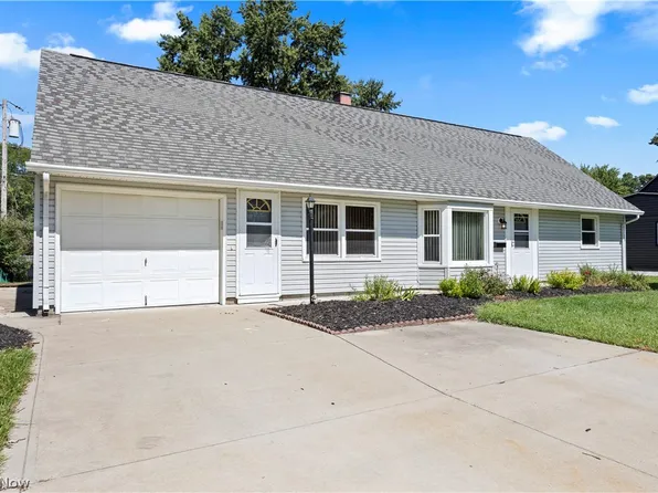 4885 Oster Rd, Sheffield Lake, OH 44054