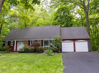 618 Shady Glen Cir, Webster, NY 14580