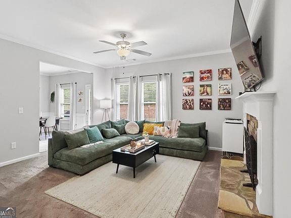 5th image of 216 Eva Way NE