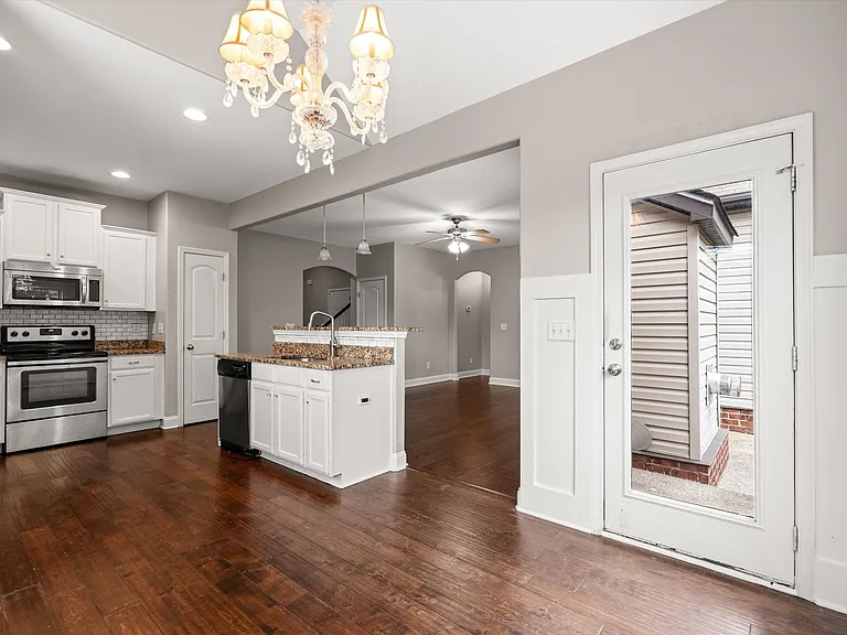 1102 Achiever Cir — Photo 20