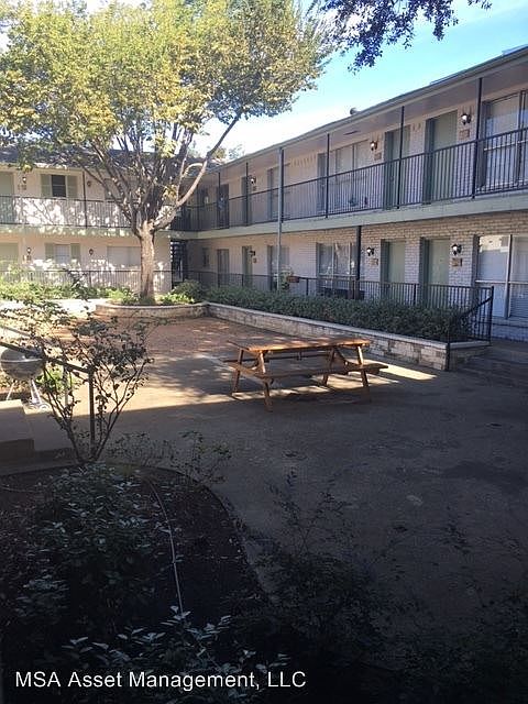 1st image of 5425 Gaston Ave APT 211