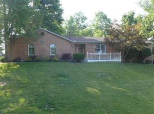 1754 Cove Cir E, Lawrenceburg, IN 47025