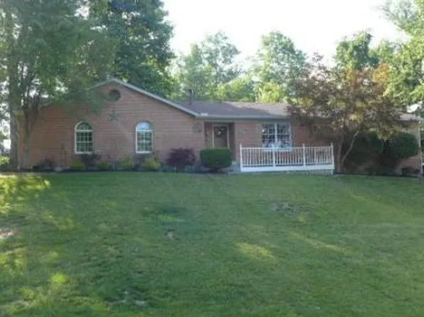1754 Cove Cir E, Lawrenceburg, IN 47025