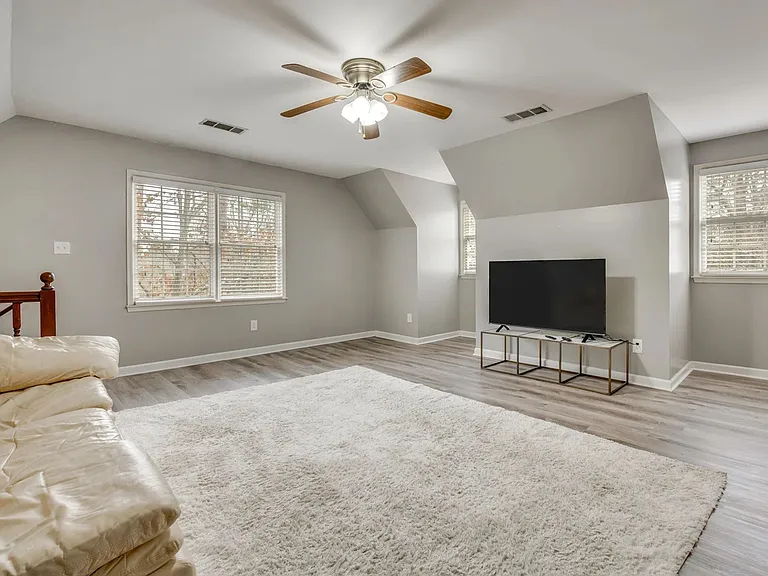 2093 Breconridge Dr SW — Photo 16