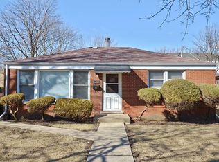 1400 Hartrey Ave, Evanston, IL 60201