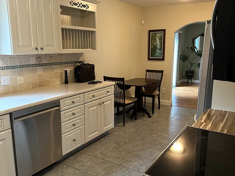 60 Sherwood Dr — Photo 10