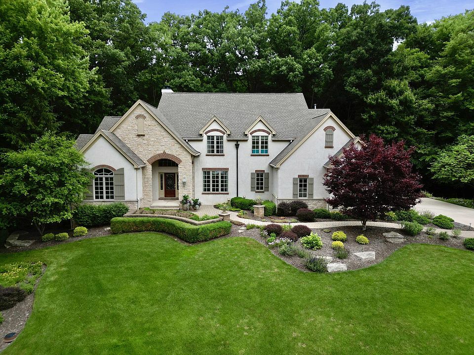 1st image of 756 Hawksbury Way