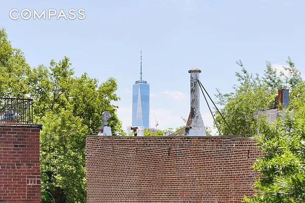 Sold by Compass | media 5