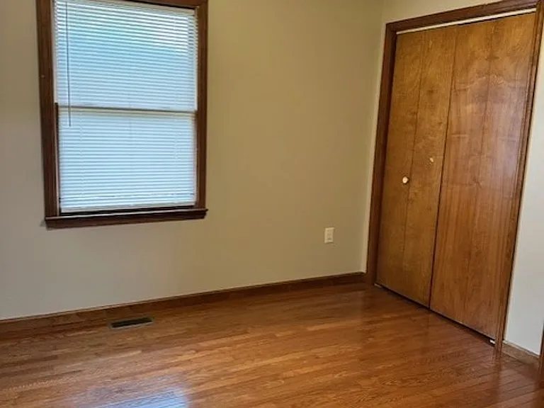 175 E Grande Ave — Photo 6