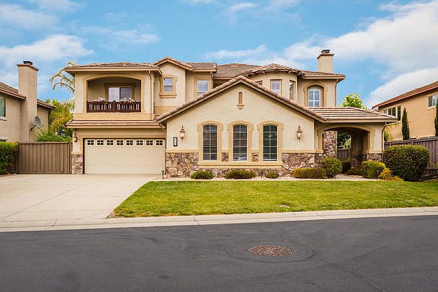 1st image of 1732 Alicante Dr