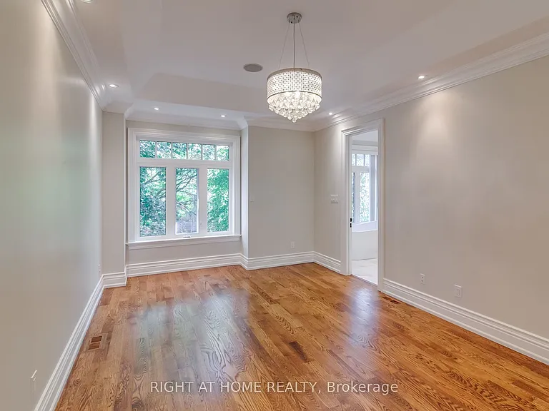 109 Banff Rd — Photo 24