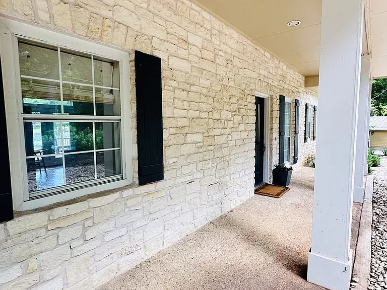 2910 Edgewater Dr — Photo 40