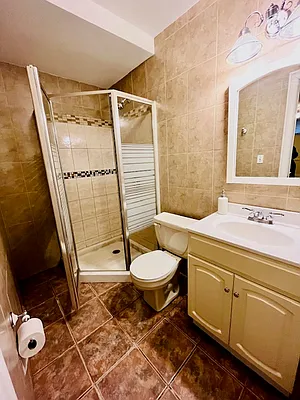 Bathroom, photo 1