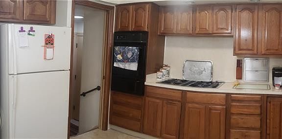 3rd image of 4415 E Frontenac Dr