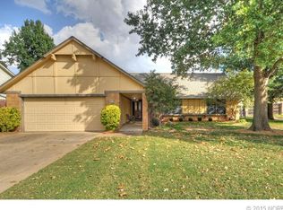10713 S 89th Ave E, Tulsa, OK 74133
