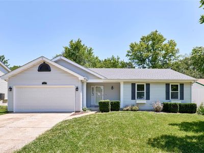 30 Danson Dr, Saint Peters, MO, 63376