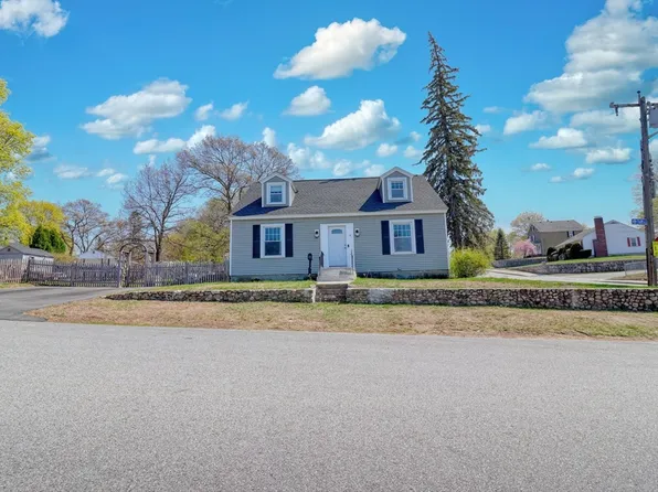 4 Taft St, Lawrence, MA 01843