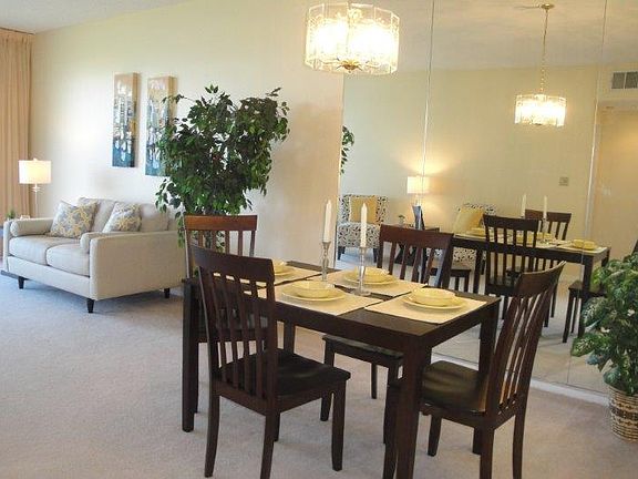 3rd image of 8001 Sailboat Key Blvd S APT 104