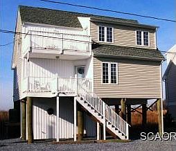 2nd image of 144 Wyatt St