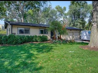 6300 W 76th St, Prairie Village, KS 66204