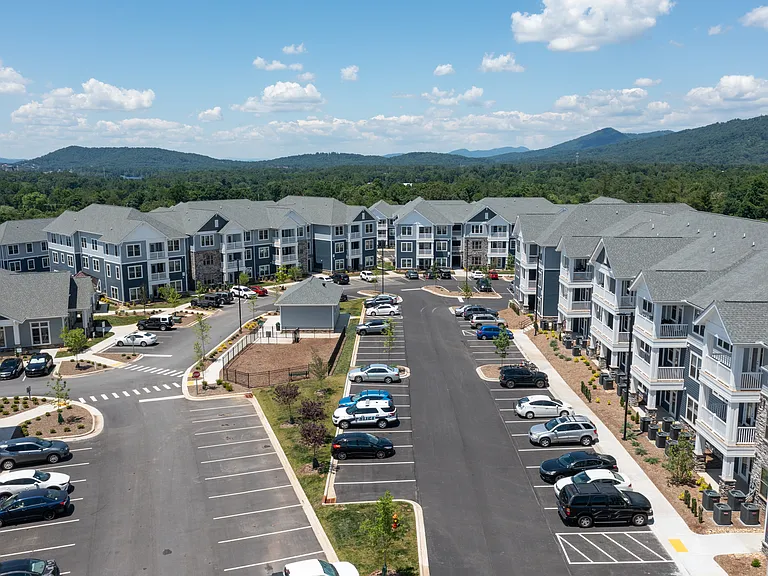 Burton Hills — Photo 32