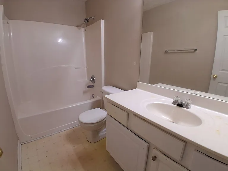 1031 Maple Leaf Dr — Photo 15
