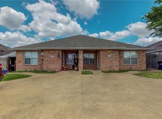 2335 Antelope Ln, College Station, TX 77845