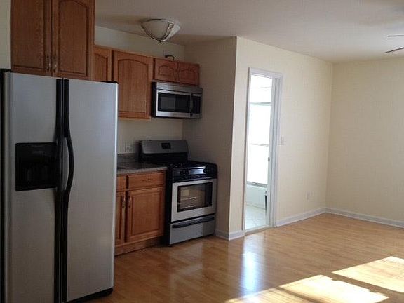 4th image of 8016 Cowles Ct Floor 2