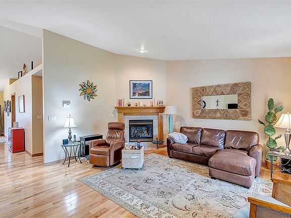 3rd image of 1840 Briarwood Ct #2