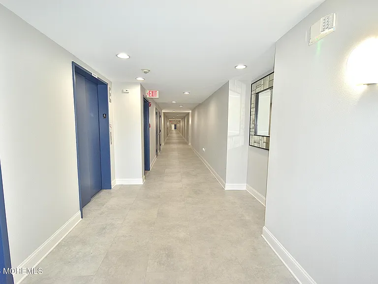 525 Ocean Blvd #405 — Photo 7