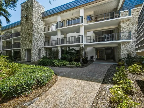 103 Clubhouse DR #152, NAPLES, FL 34105