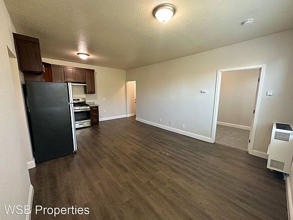 5th image of 629 E 19th St #5983216
