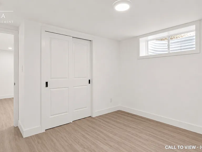 99 Wellington St E #2 — Photo 8