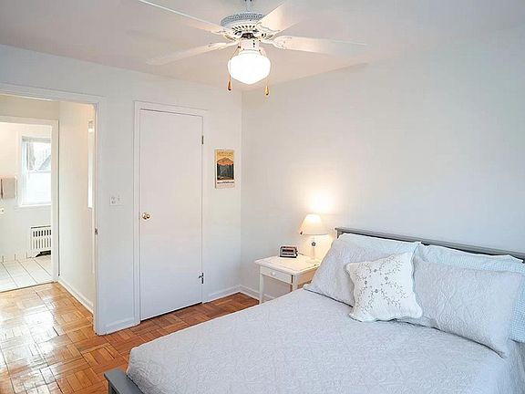 5th image of 520 Michigan Ave APT 1W