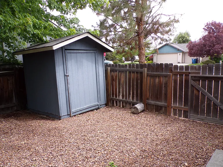 2735 NW 15th St — Photo 12