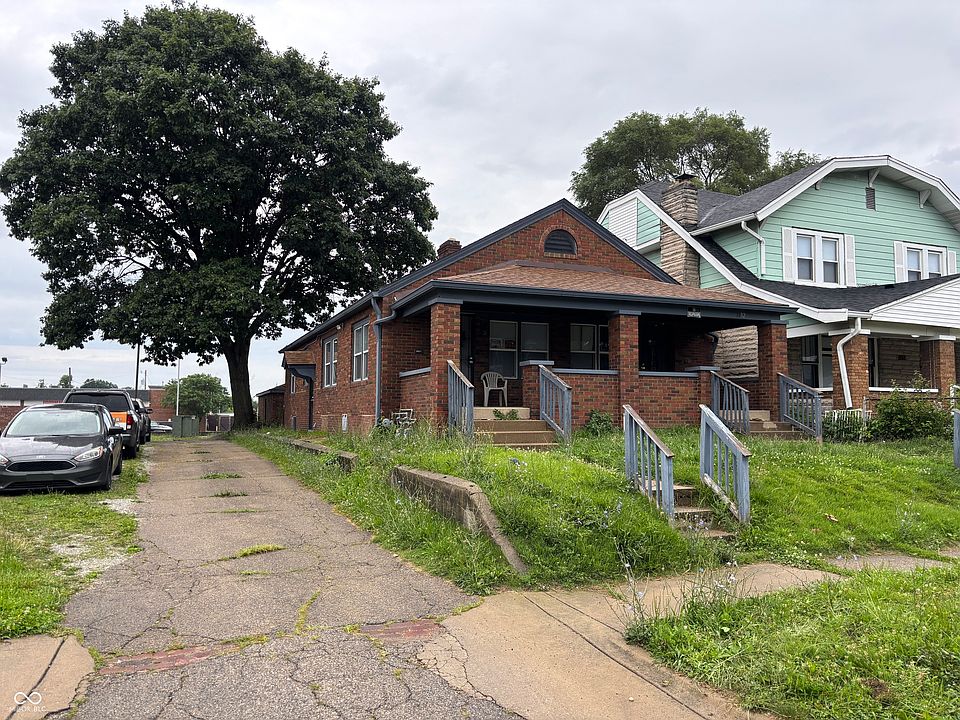 1st image of 1130 E Kelly St