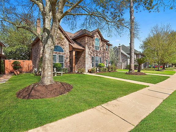 2nd image of 5202 Prairie Creek Dr
