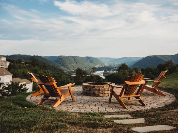 Eagle View Luxury Apartments | 84 Silver Maple Rdg, Charleston, WV