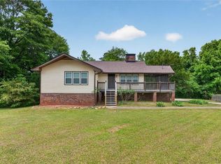 6882 Cowan Mill Rd, Winston, GA 30187