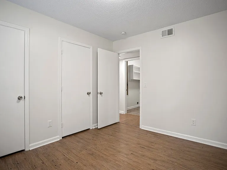 5659 Hornaday Rd #B — Photo 10