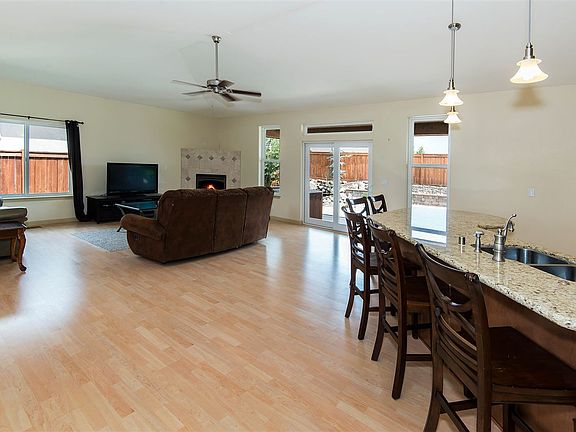 5th image of 1031 Rocky Terrace Dr