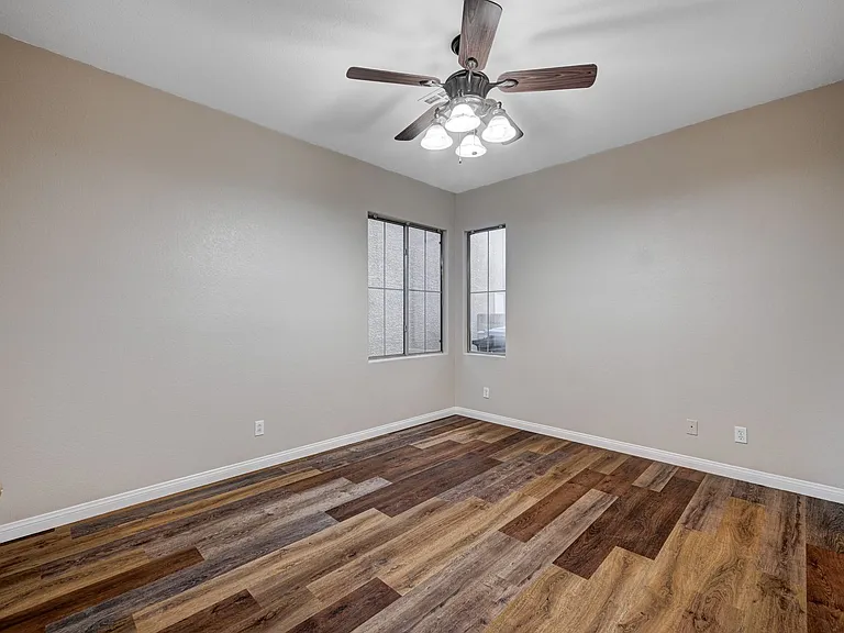 8224 Strawberry Spring St — Photo 15
