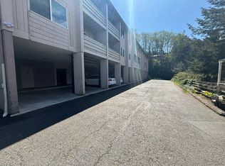 2191 Hamilton Ave #9, North Bend, OR 97459