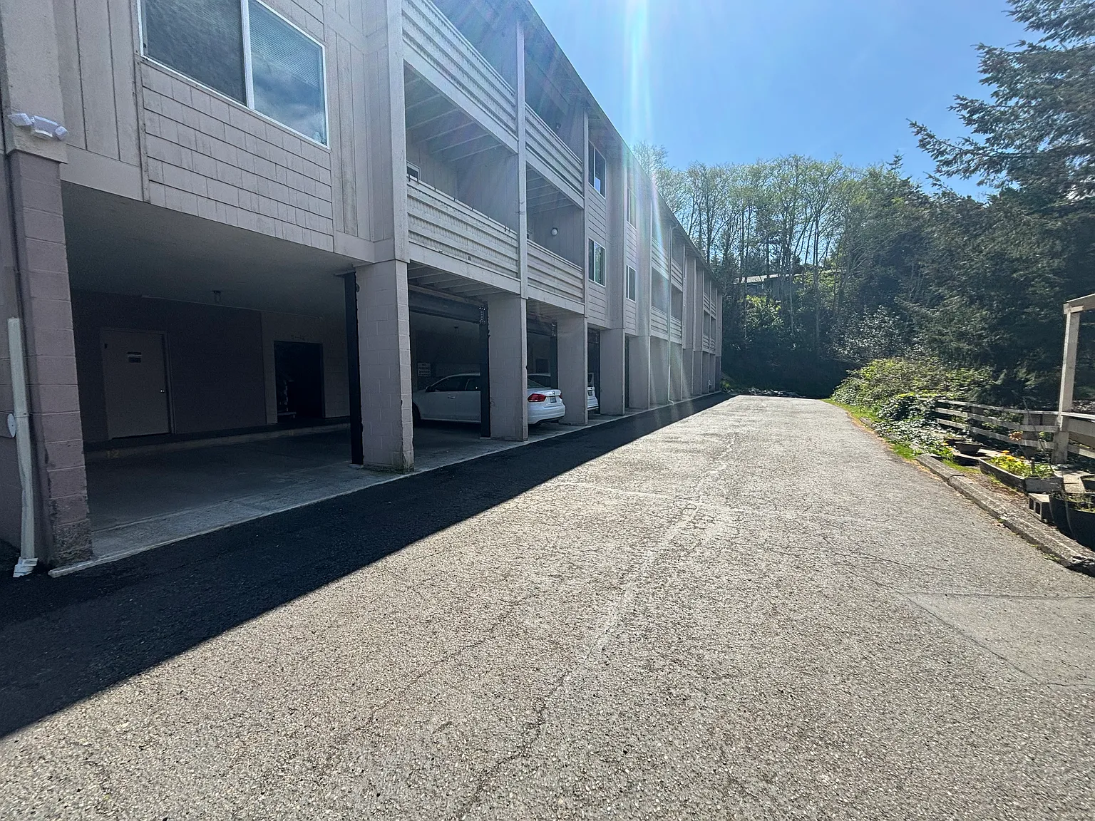 2191 Hamilton Ave #9 photo 1