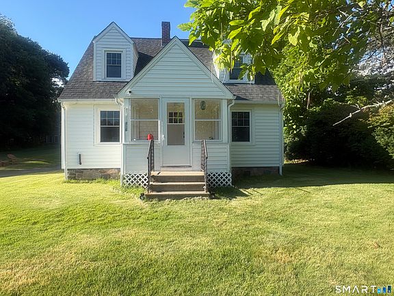 2nd image of 426 Maple Avenue