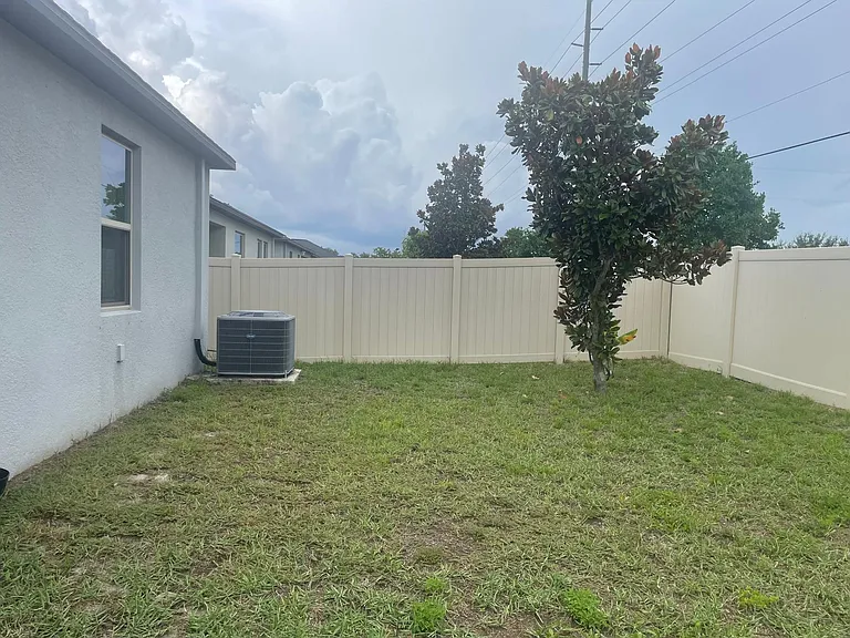 11425 Chilly Water Ct — Photo 16