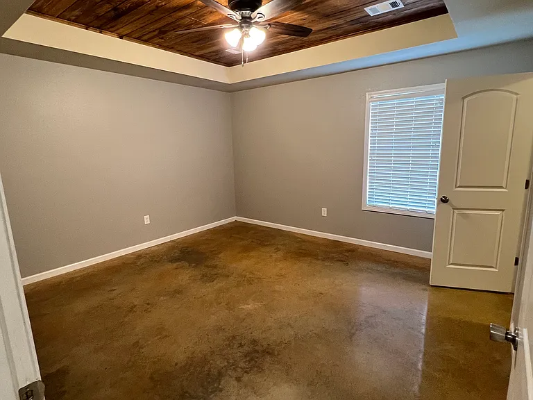 1110 Belt St #B1 — Photo 11