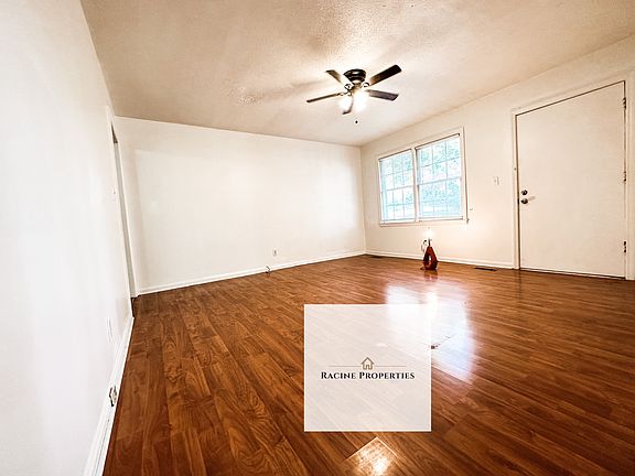 3rd image of 120 Dogwood Ave