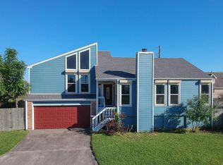 2021 Heards Lane Cir, Galveston, TX 77551